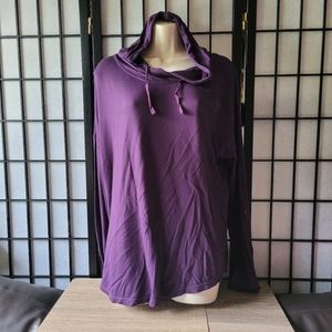 2/$8 • EUC Gilligan & O'Malley Hooded Sleepwear